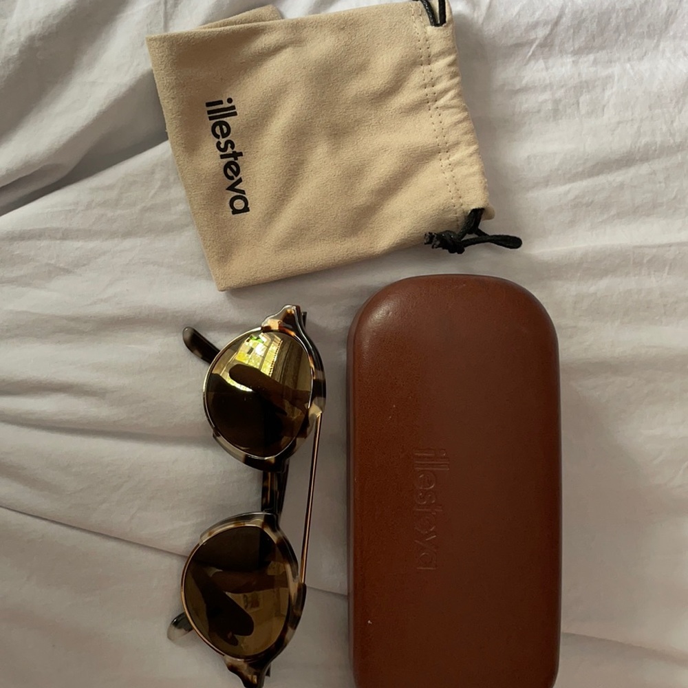 Illesteva sunglasses